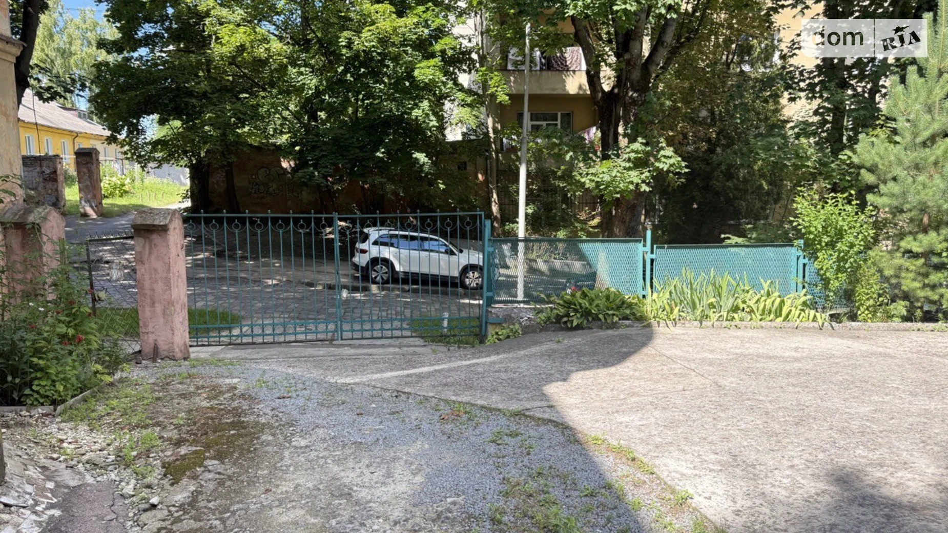 Продается дом на 3 этажа 90 кв. м с садом, цена: 127000 € - фото 2