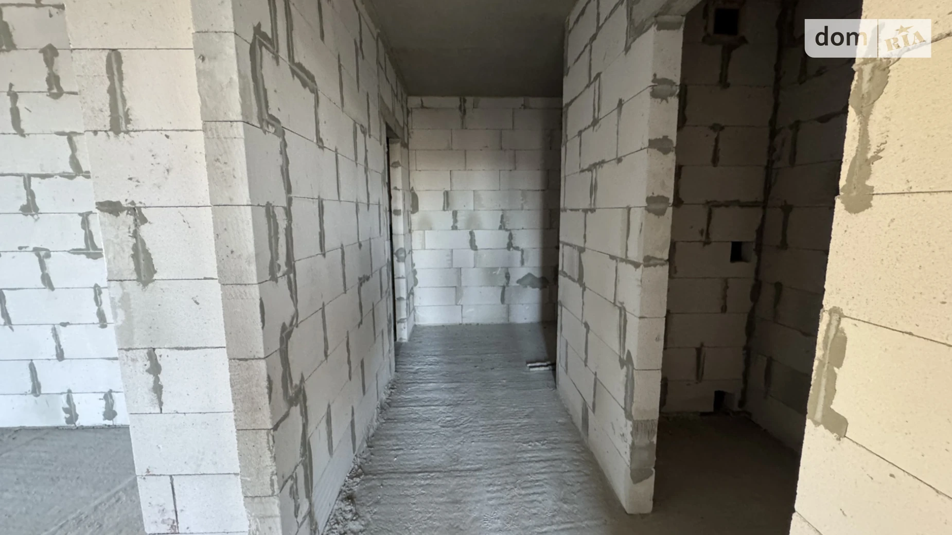 Продается 1-комнатная квартира 67.8 кв. м в Львове, ул. Хмельницкого Богдана, 116 - фото 3