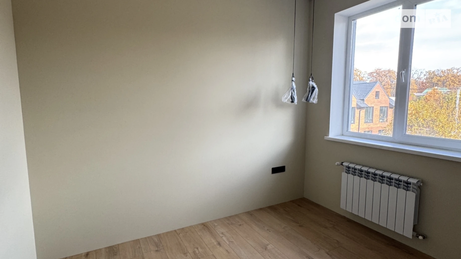 Продается дом на 2 этажа 124 кв. м с бассейном, цена: 125000 $ - фото 2