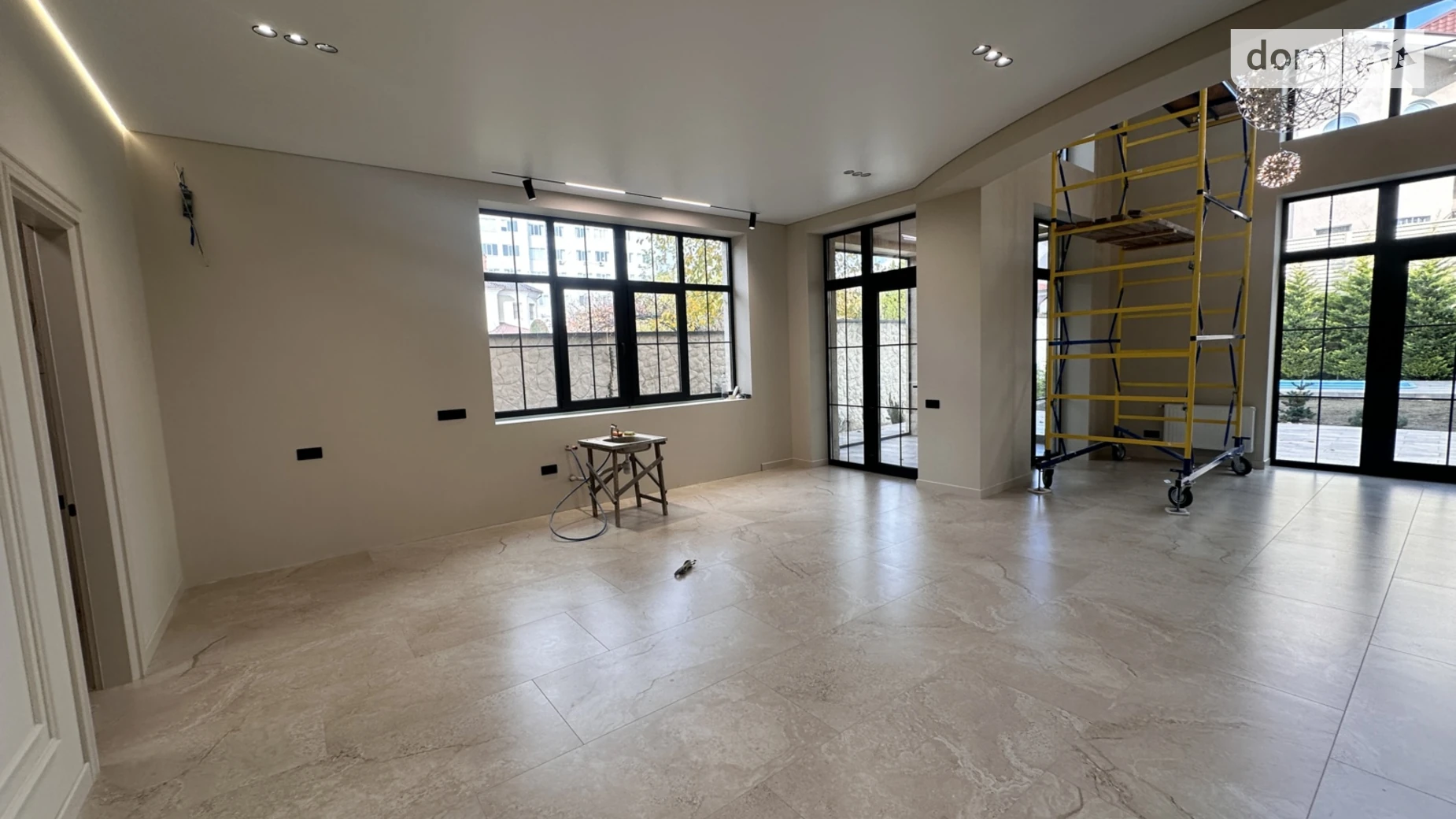 Продается дом на 2 этажа 320 кв. м с мансардой, цена: 800000 $ - фото 5