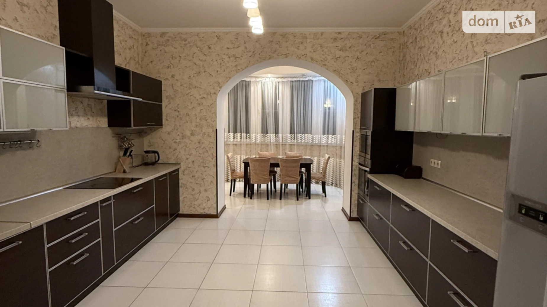 Сдается в аренду 3-комнатная квартира 140 кв. м в Киеве, просп. Владимира Ивасюка, 4 корпус 1 - фото 4