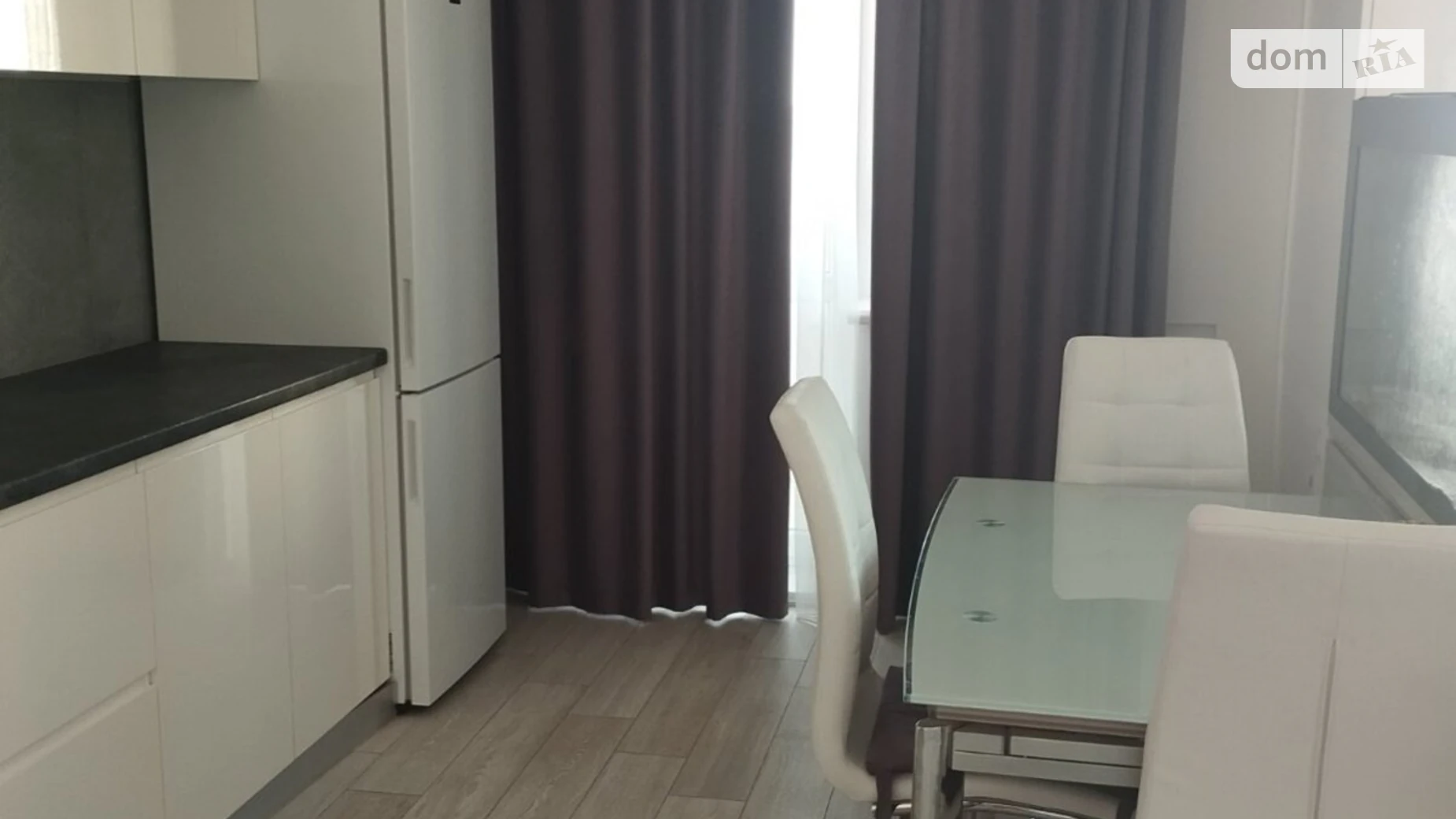 Продается 1-комнатная квартира 65 кв. м в Харькове, ул. Гвардейцев-Широнинцев - фото 3