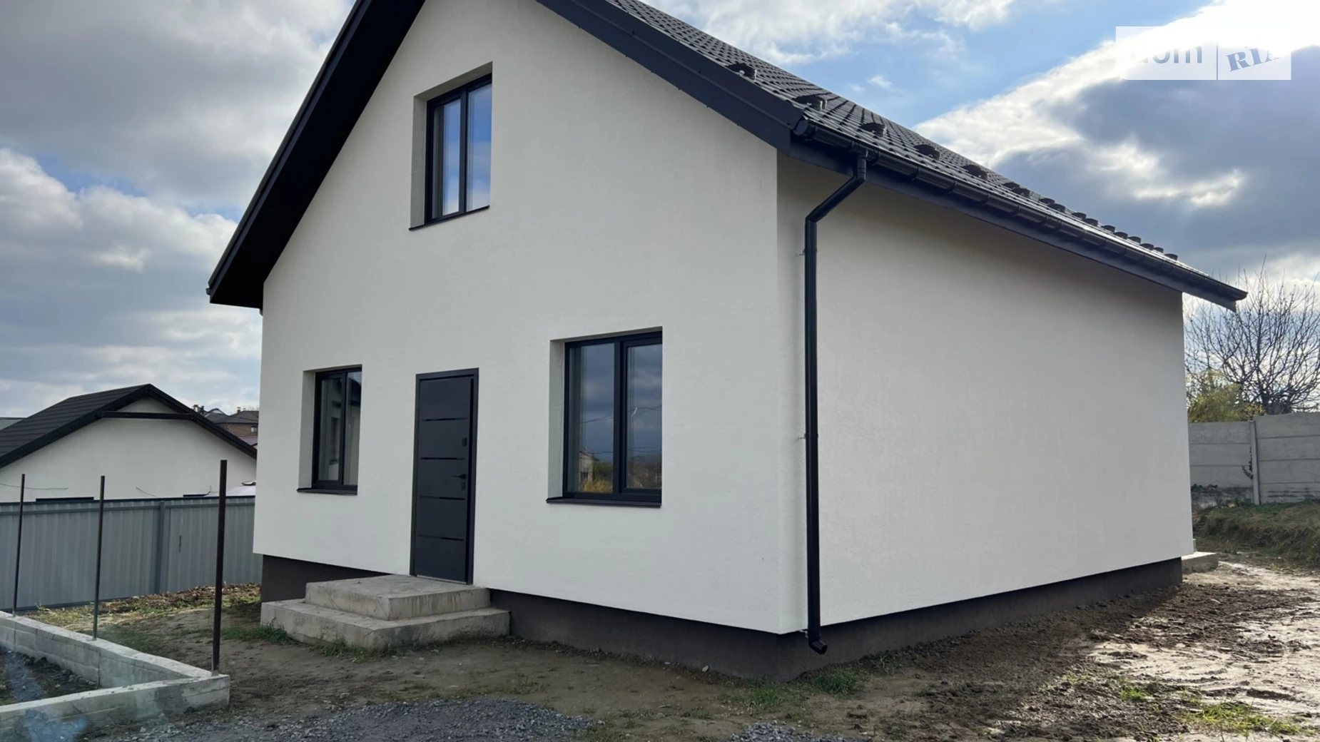 Продается дом на 2 этажа 130 кв. м с верандой, цена: 57000 $ - фото 2