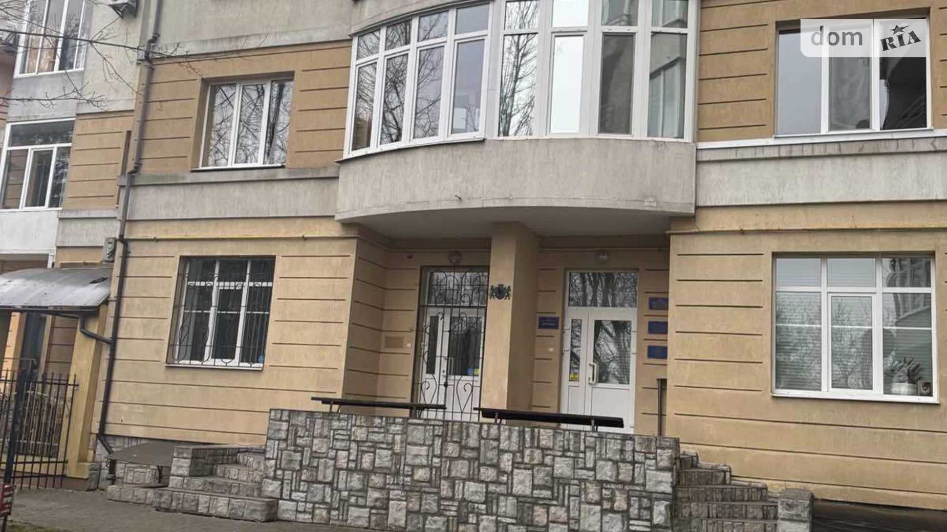 Здається в оренду офіс 112 кв. м в бізнес-центрі, цена: 730 $ - фото 3