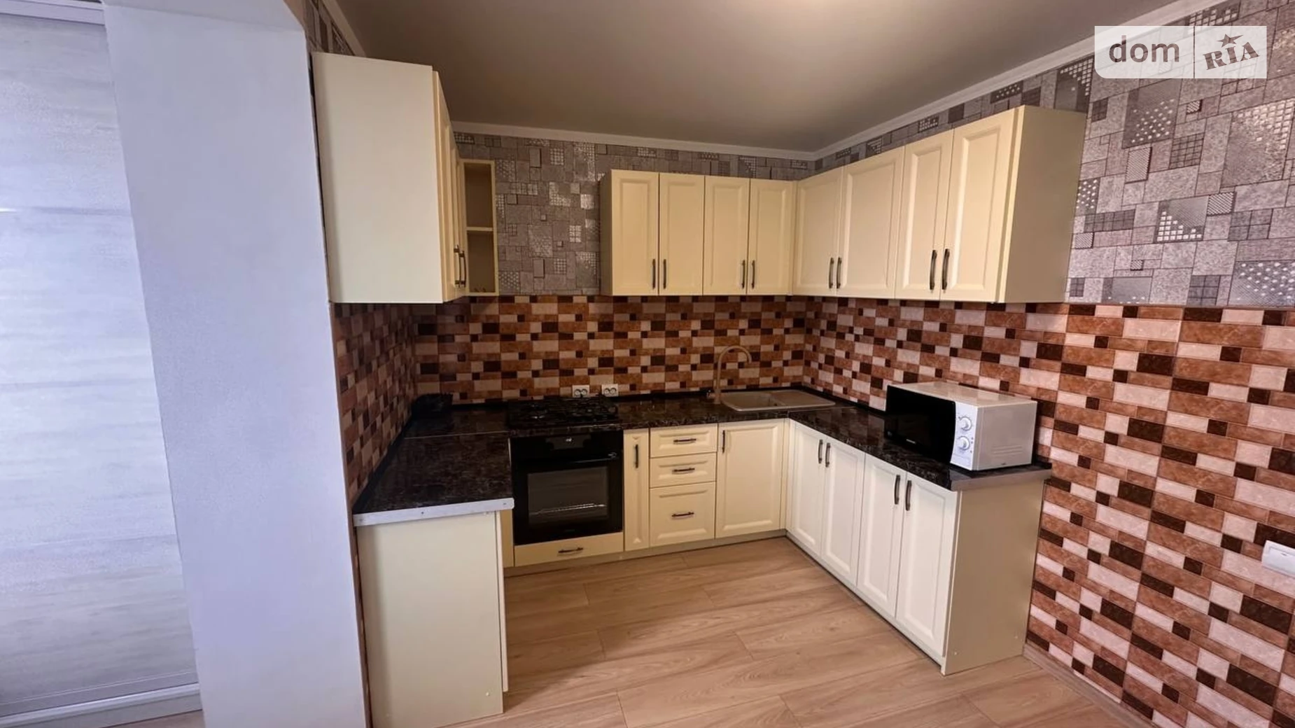 Продается 1-комнатная квартира 47 кв. м в Хмельницком, ул. Северная - фото 2