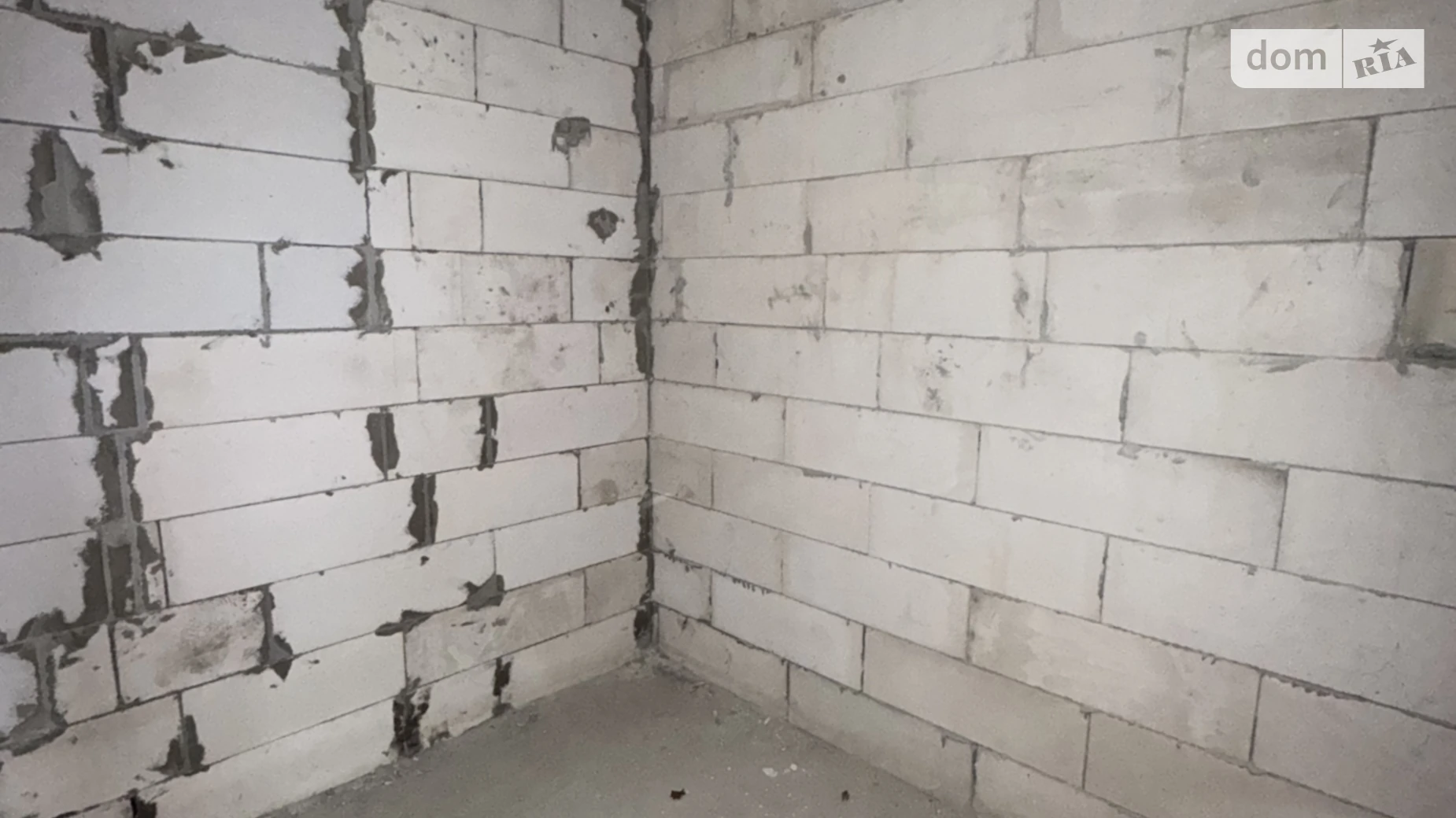 Продается дом на 2 этажа 119 кв. м с садом, цена: 85000 $ - фото 2