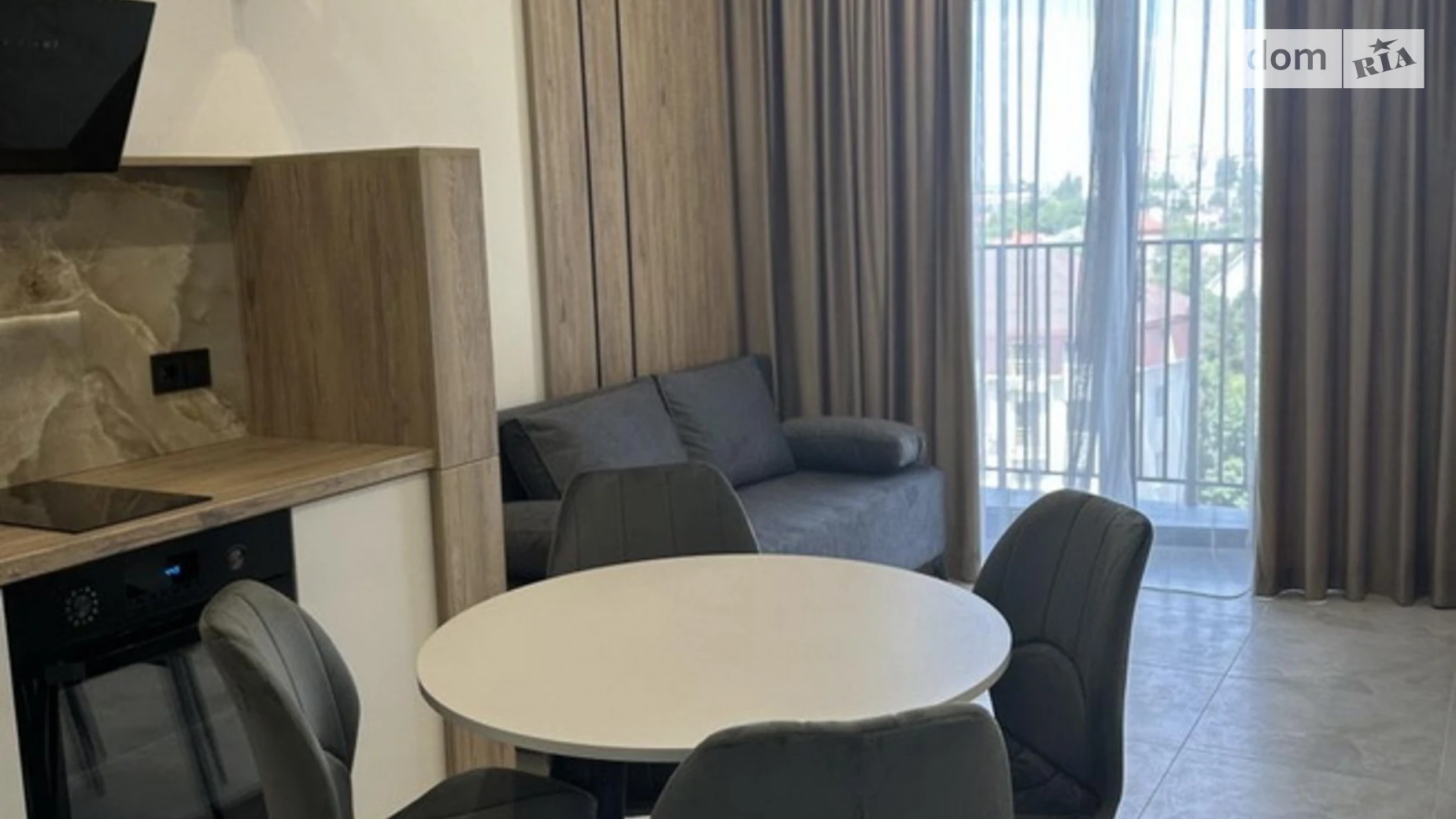 Продается 1-комнатная квартира 43 кв. м в Одессе, ул. Чубаевская, 1 - фото 2