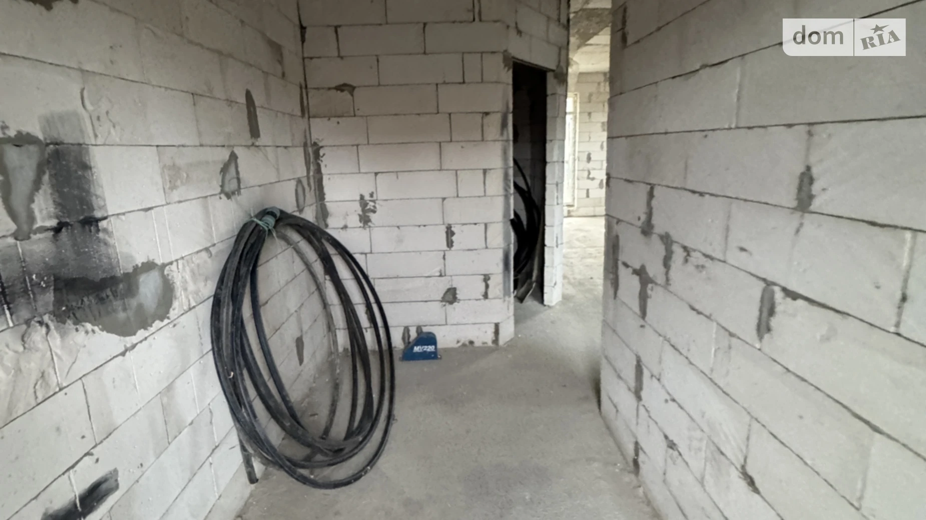 Продается дом на 2 этажа 124 кв. м с камином, цена: 135000 $ - фото 4