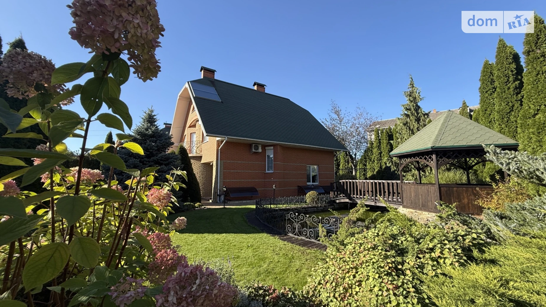 Продается дом на 2 этажа 295 кв. м с садом, цена: 350000 $ - фото 2