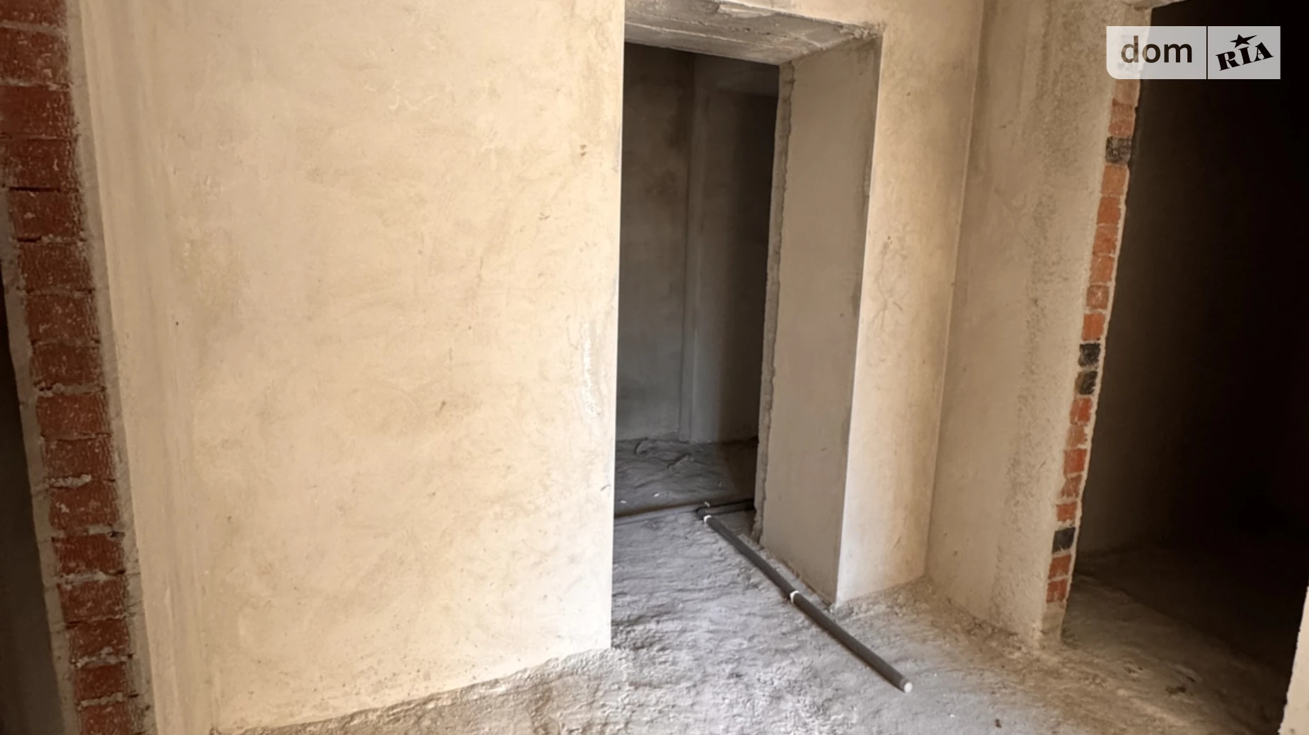 Продается 1-комнатная квартира 43 кв. м в Ивано-Франковске, ул. Довженко А., 31В - фото 2