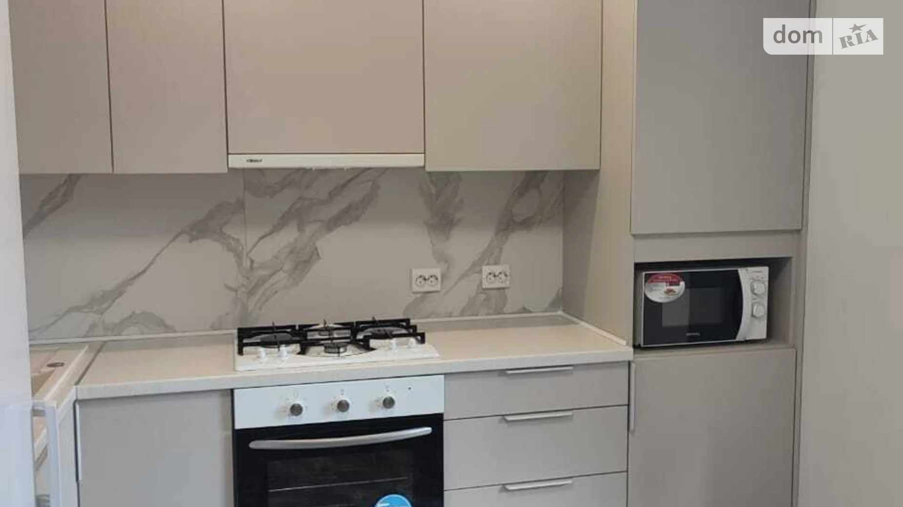 1-комнатная квартира 37 кв. м в Тернополе, ул. Генерала Мирона Тарнавского - фото 2