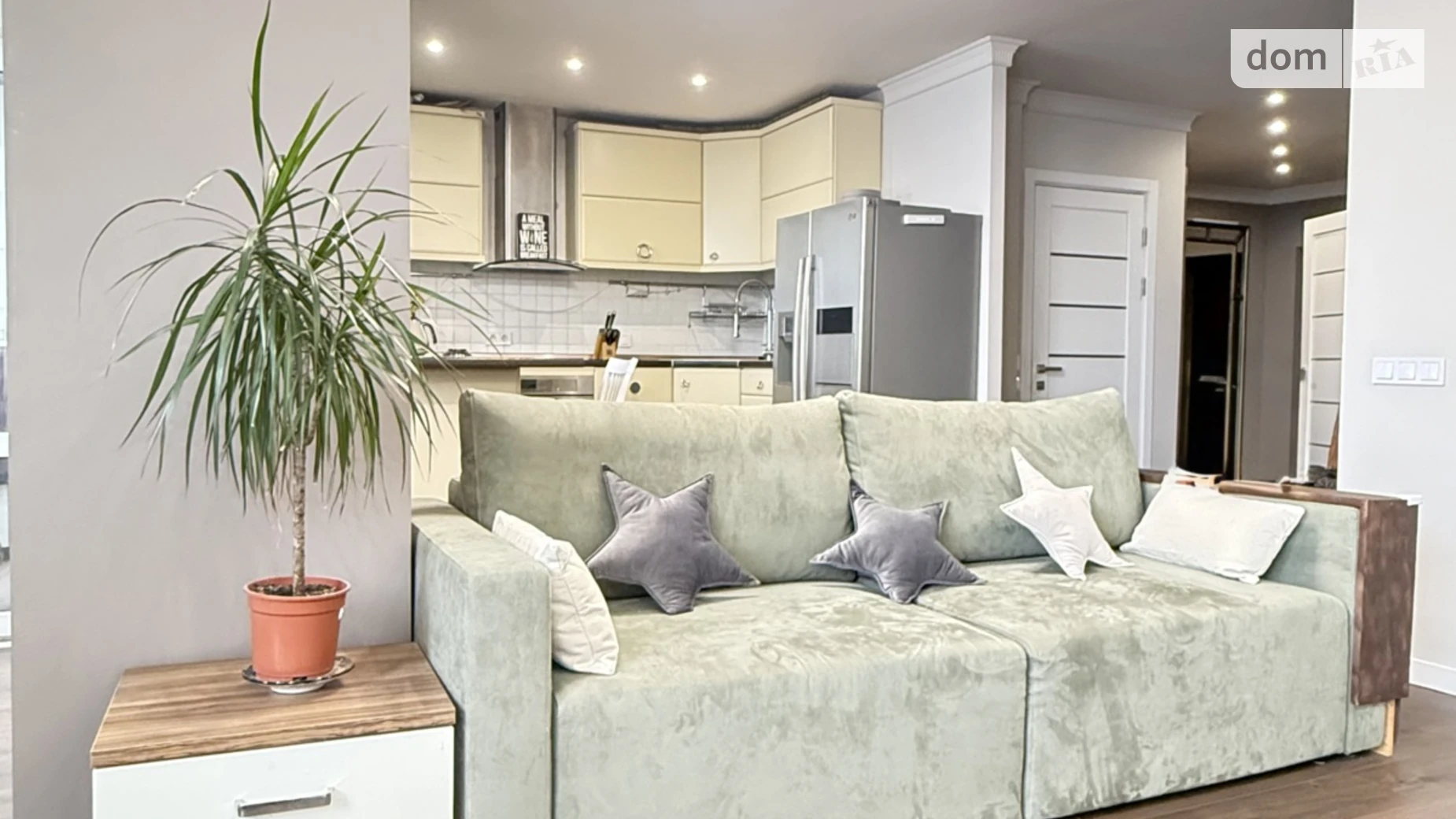 Продается 2-комнатная квартира 75.1 кв. м в Киеве, ул. Гетьмана Вадима, 1А - фото 2