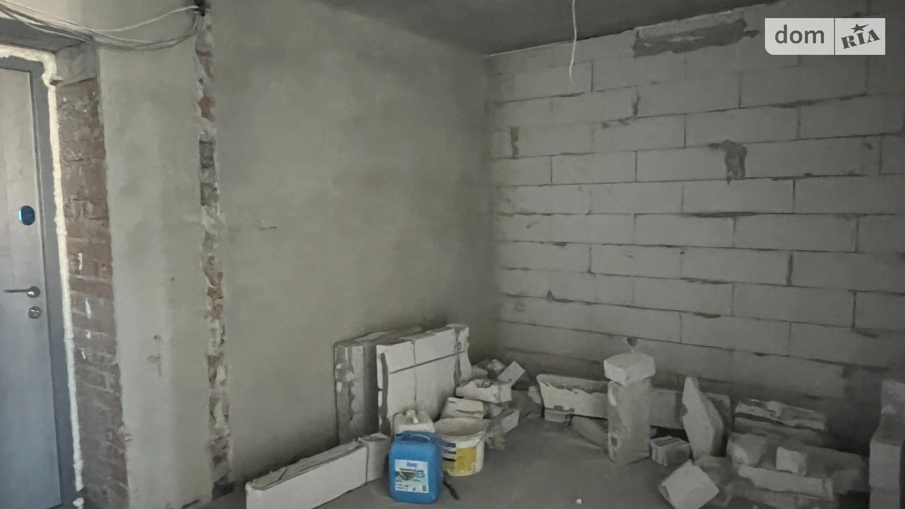 1-комнатная квартира 46 кв. м в Тернополе, ул. Черновецкая, 71 - фото 2