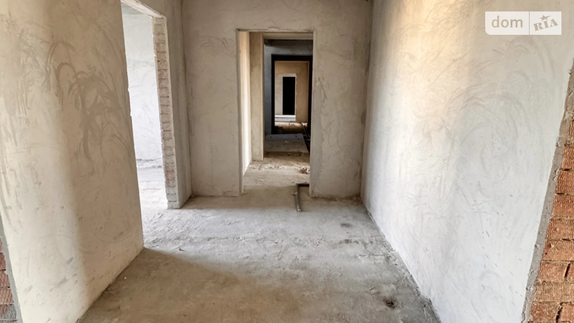 Продается 2-комнатная квартира 62 кв. м в Криховцах, ул. Довженко А., 31В - фото 2