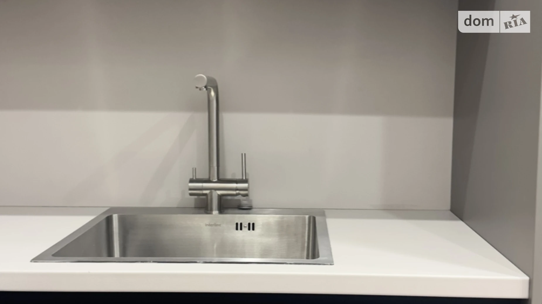 Продается 1-комнатная квартира 47 кв. м в Одессе, ул. Чубаевская, 1 - фото 2