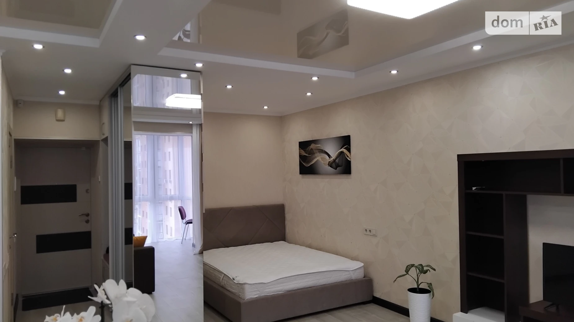 Сдается в аренду 1-комнатная квартира 46 кв. м в Виннице, просп. Коцюбинского - фото 2