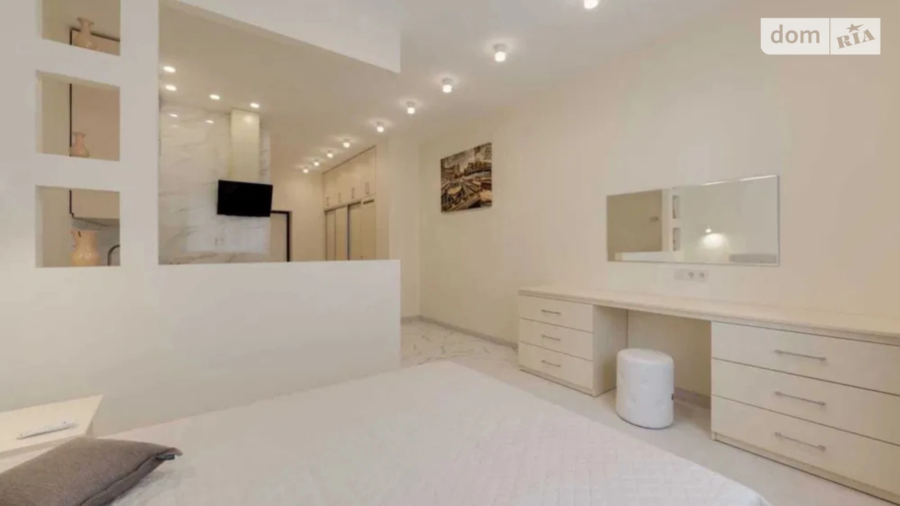 ул. Андрея Верхогляда(Драгомирова), 14А Печерский Киев ЖК Delmar Зверинецкая(Дружбы народов) - фото 3