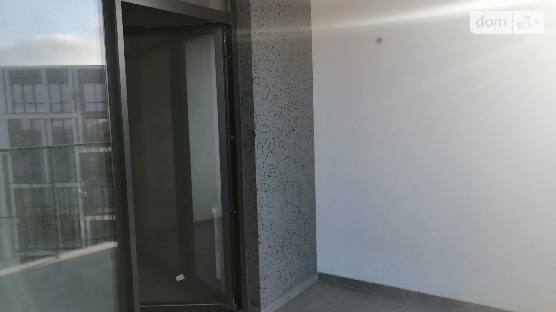 Продается 1-комнатная квартира 52.85 кв. м в Ужгороде, ул. Николая Бобяка, 1Г - фото 2