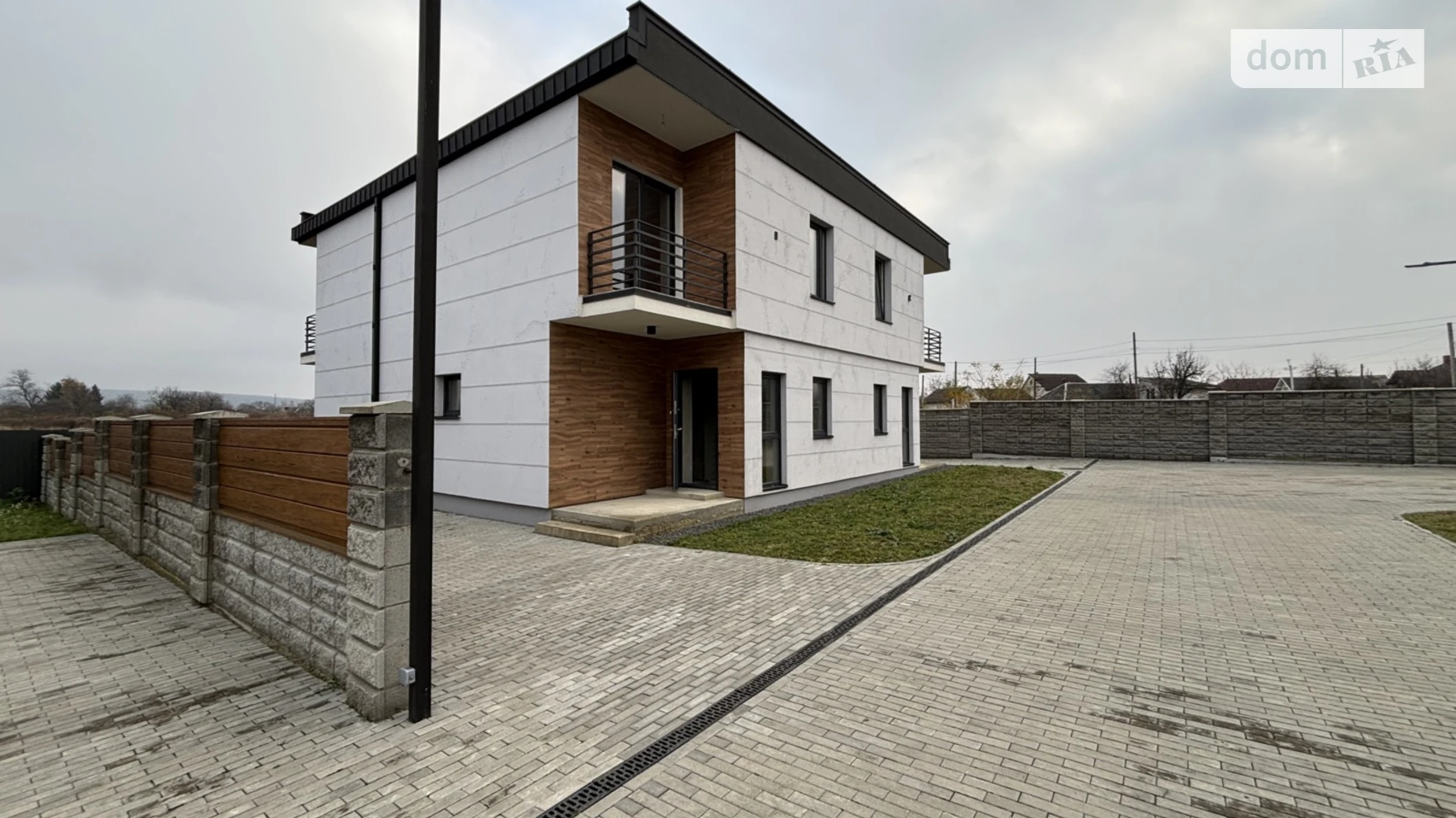 вул. Хорватский, 4 Табла-1 Ужгород, цена: 94000 $ - фото 2