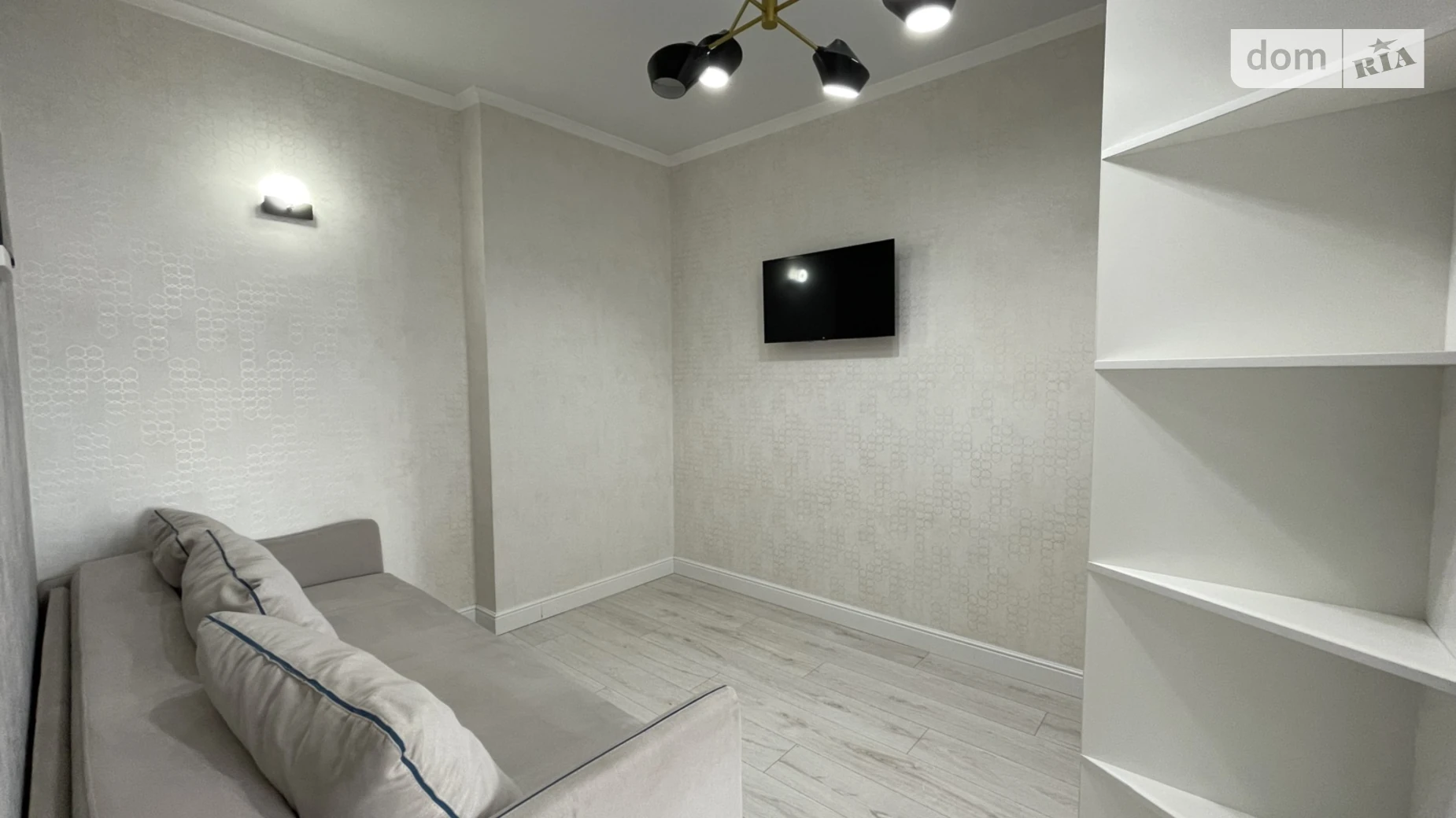 Сдается в аренду 1-комнатная квартира 47 кв. м в Хмельницком, ул. Свободы, 20/3 - фото 4