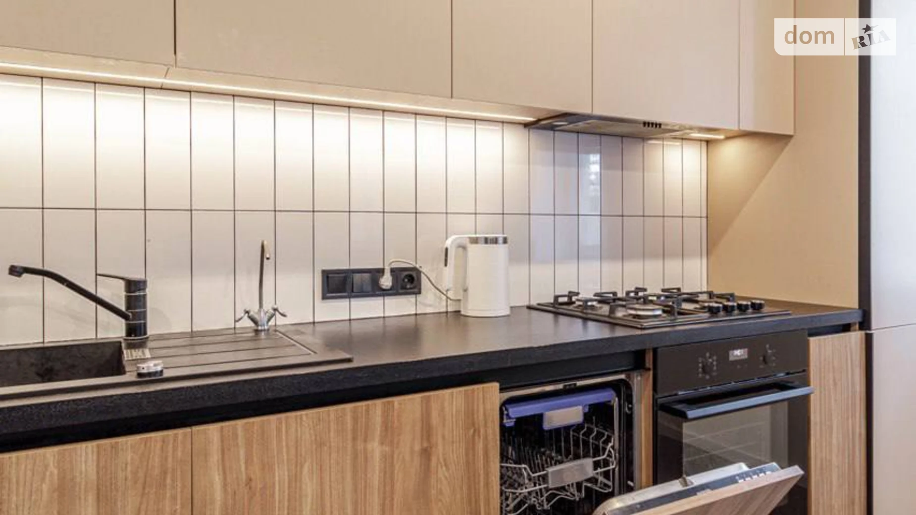 Продается 2-комнатная квартира 71 кв. м в, цена: 117000 $ - фото 2