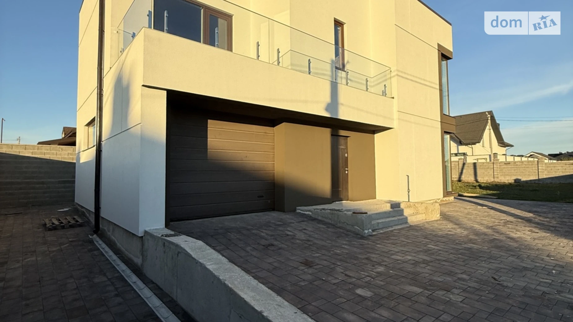 Продается дом на 2 этажа 160 кв. м с мансардой, цена: 155000 $ - фото 4