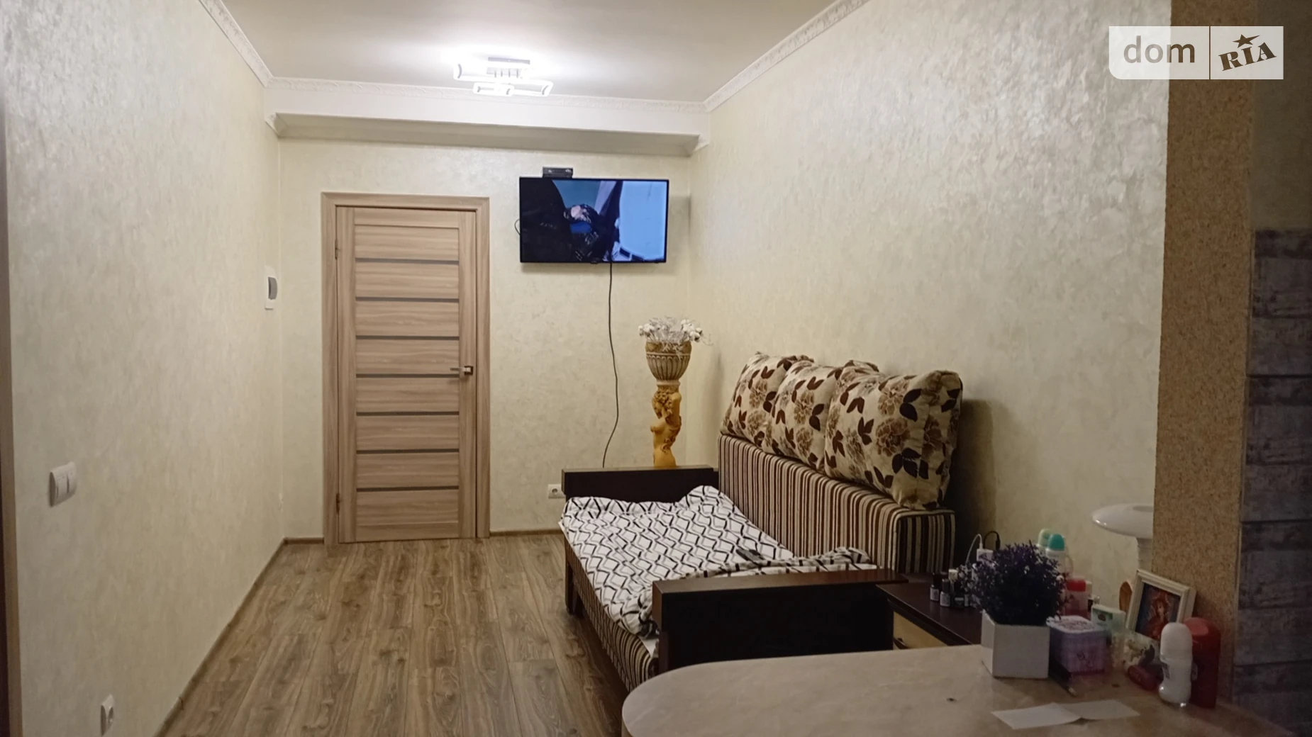 Продается 1-комнатная квартира 62 кв. м в Львове, ул. Величковского, 61 - фото 2