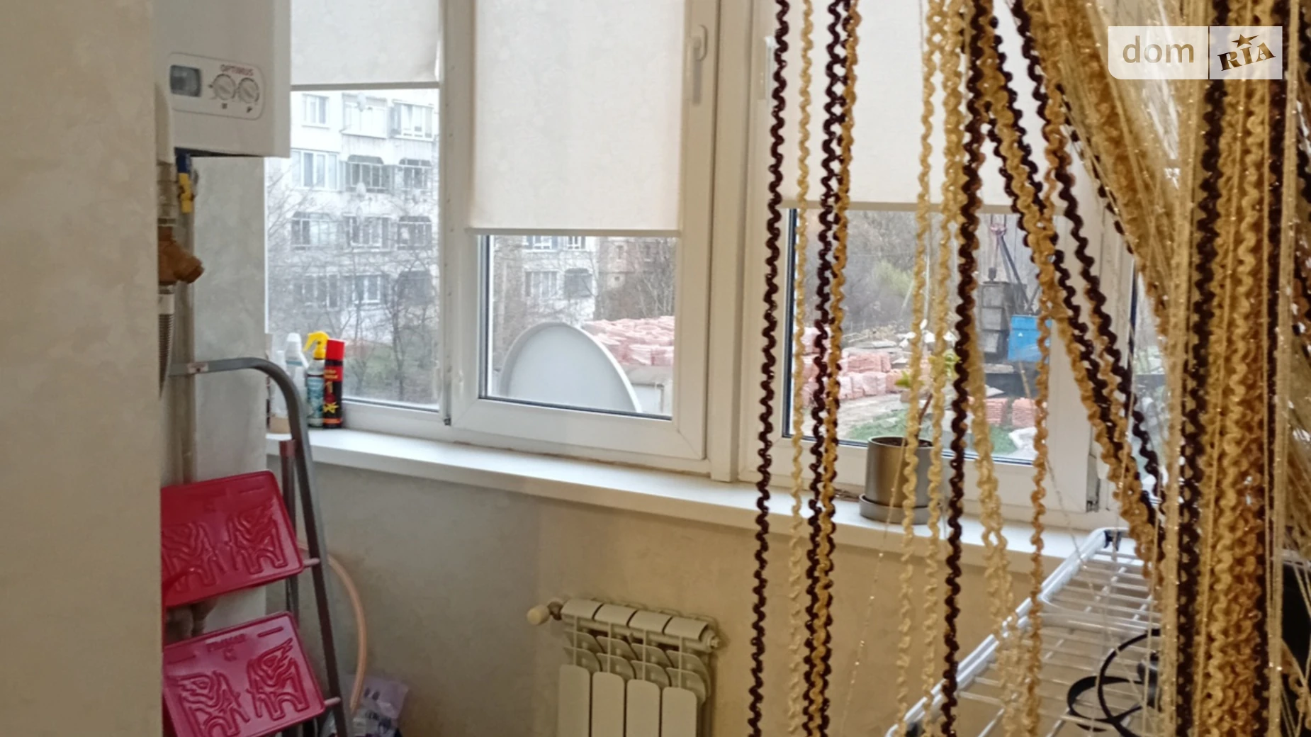 Продается 1-комнатная квартира 62 кв. м в Львове, ул. Величковского, 61 - фото 3