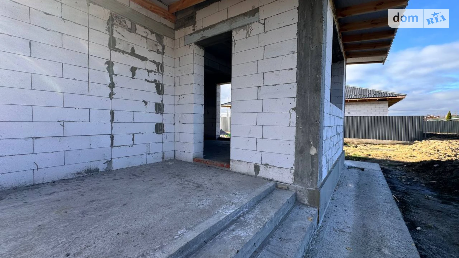 Продается дом на 2 этажа 120 кв. м с террасой, цена: 110000 $ - фото 2