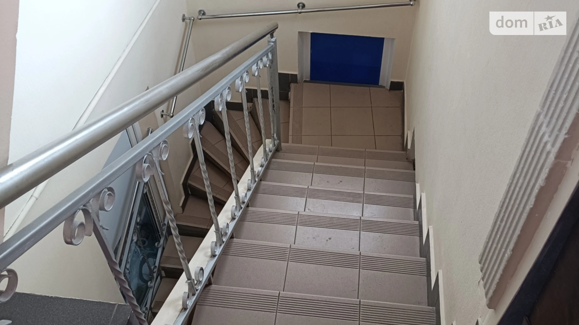 Продается помещения свободного назначения 132.1 кв. м в 3-этажном здании, цена: 155000 $ - фото 2