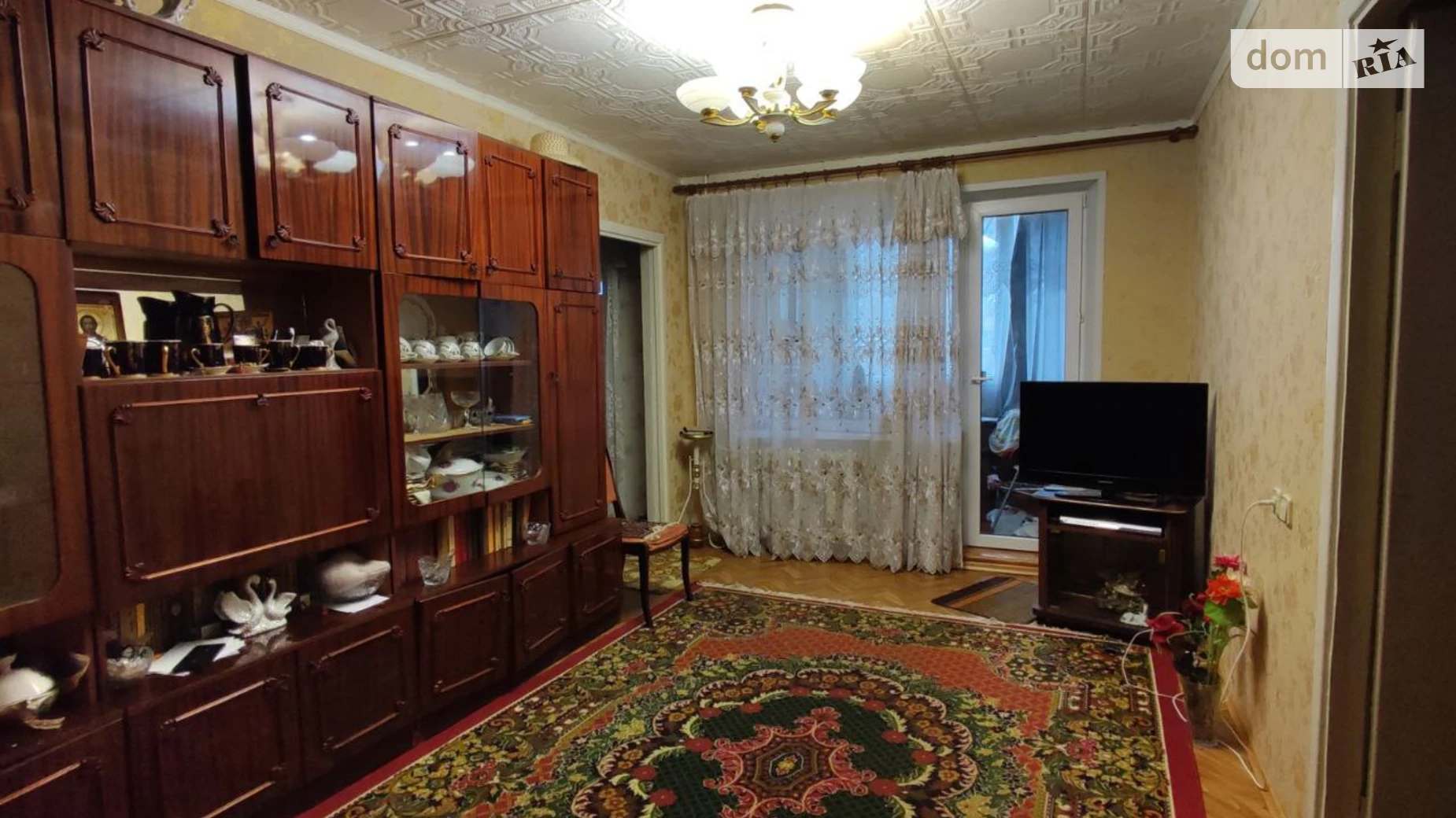 Продается 3-комнатная квартира 52.2 кв. м в Кривом Роге, ул. Кобылянского - фото 2