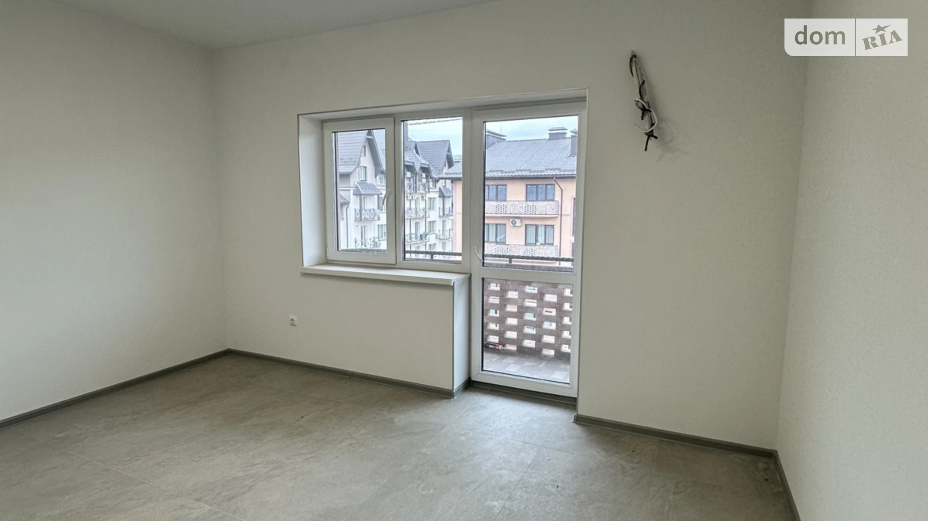 Продается 2-комнатная квартира 74 кв. м в Ужгороде, вул. Героев 128-й бригады(8-го Марта), 48А корпус 2 - фото 3