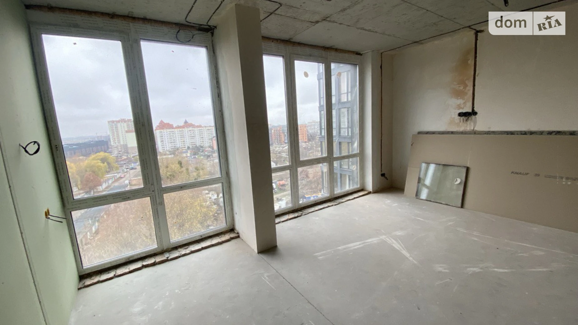 Продается 2-комнатная квартира 74 кв. м в Чабанах, ул. Юности, 4 - фото 2