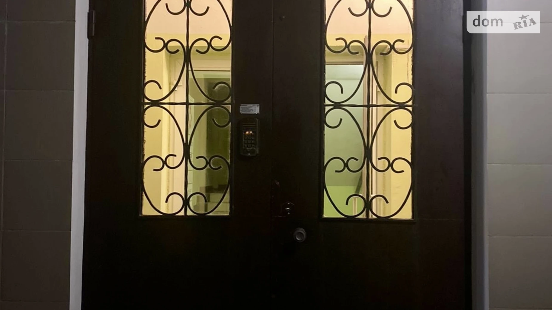 Продается 2-комнатная квартира 97.46 кв. м в, цена: 62500 $ - фото 4