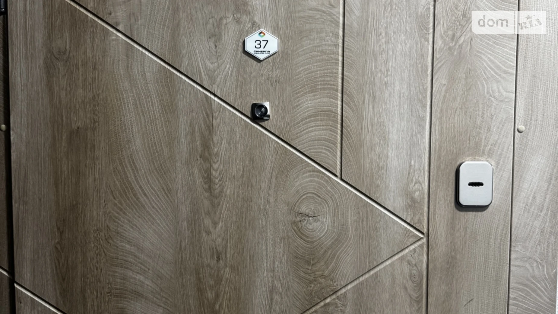 Продается 2-комнатная квартира 89.3 кв. м в Ирпене, ул. Ольги Кобылянской(Достоевского), 15 - фото 2