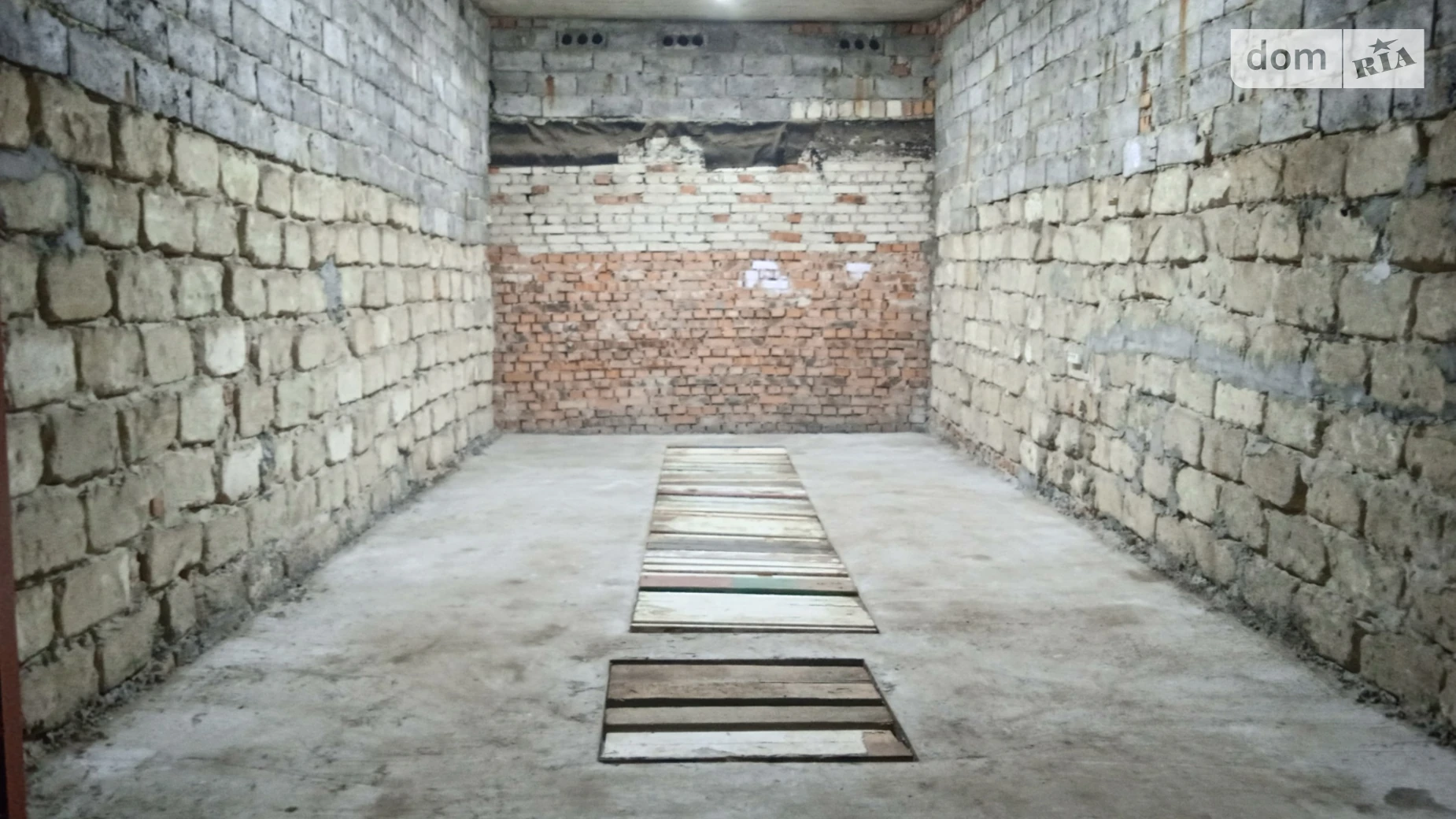 Продается отдельно стоящий гараж под бус на 27.7 кв. м, цена: 12000 $ - фото 4