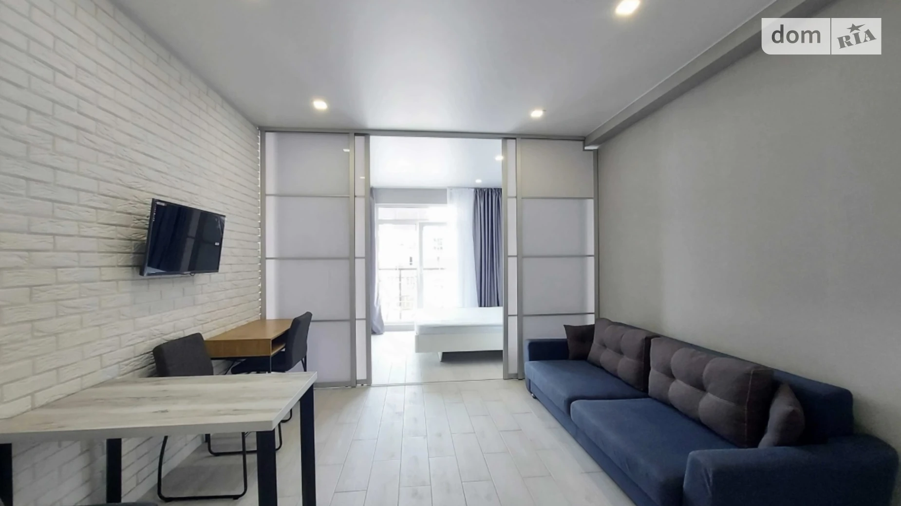 Продается 1-комнатная квартира 40 кв. м в Киеве, ул. Михаила Максимовича, 26Б - фото 2