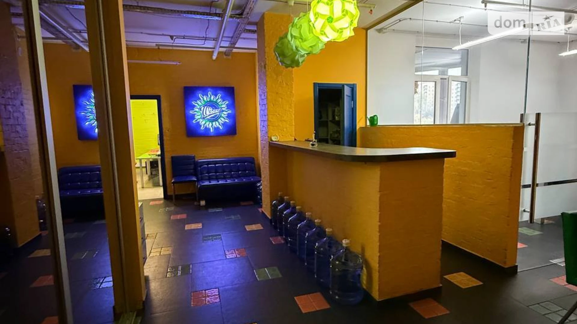 Сдается в аренду офис 295 кв. м в бизнес-центре, цена: 75250 грн - фото 2