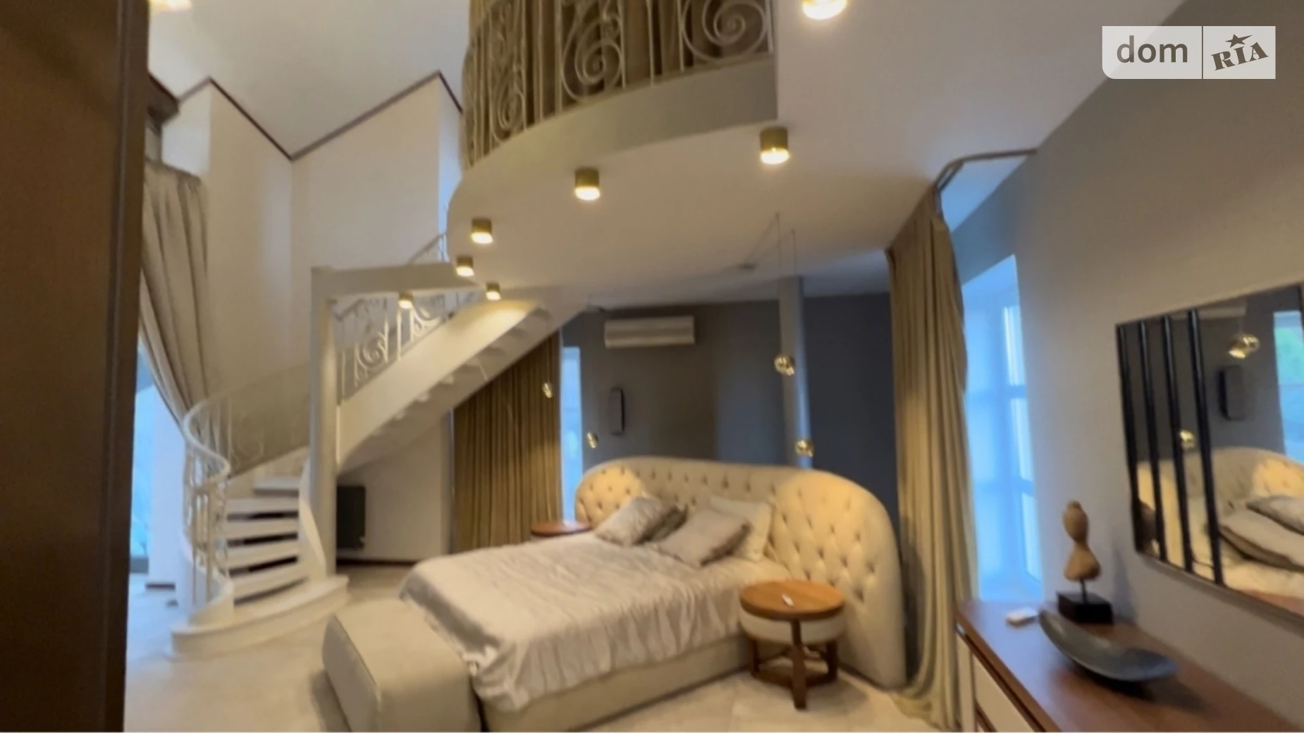 Сдается в аренду дом на 3 этажа 580 кв. м с мансардой, цена: 290000 грн - фото 5