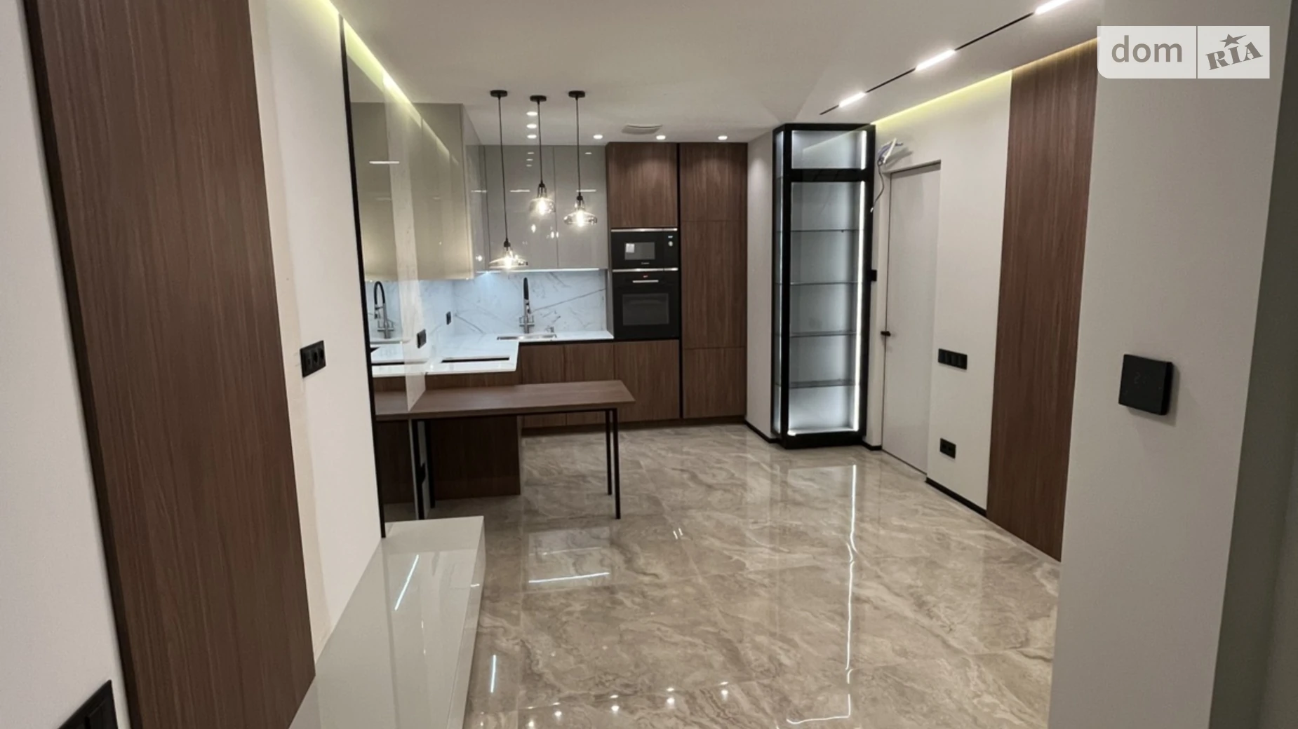 Продается 2-комнатная квартира 66.4 кв. м в Киеве, ул. Глеба Бабича(Канальная) - фото 2