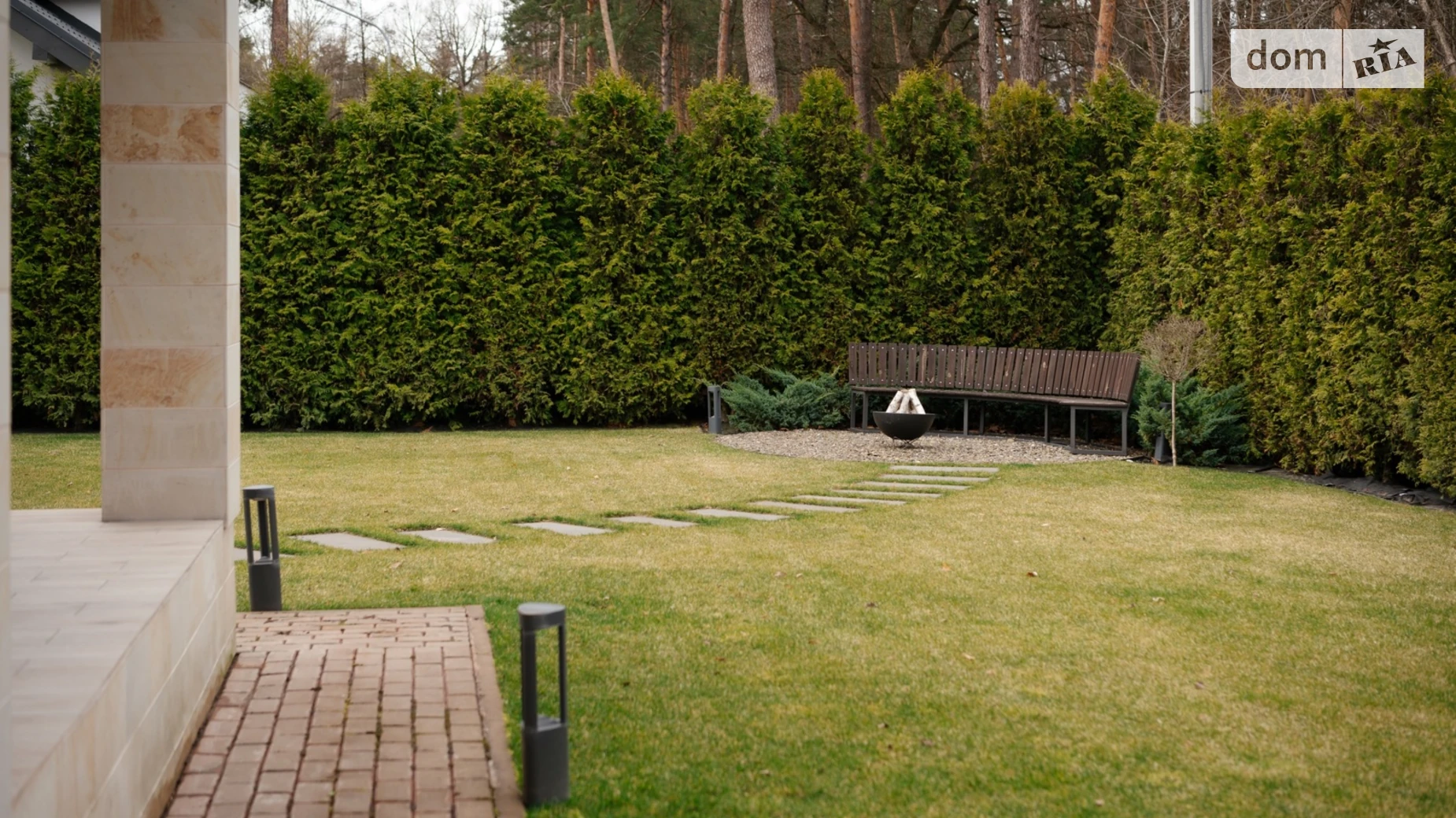 Продается дом на 3 этажа 290 кв. м с бассейном, цена: 480000 $ - фото 3