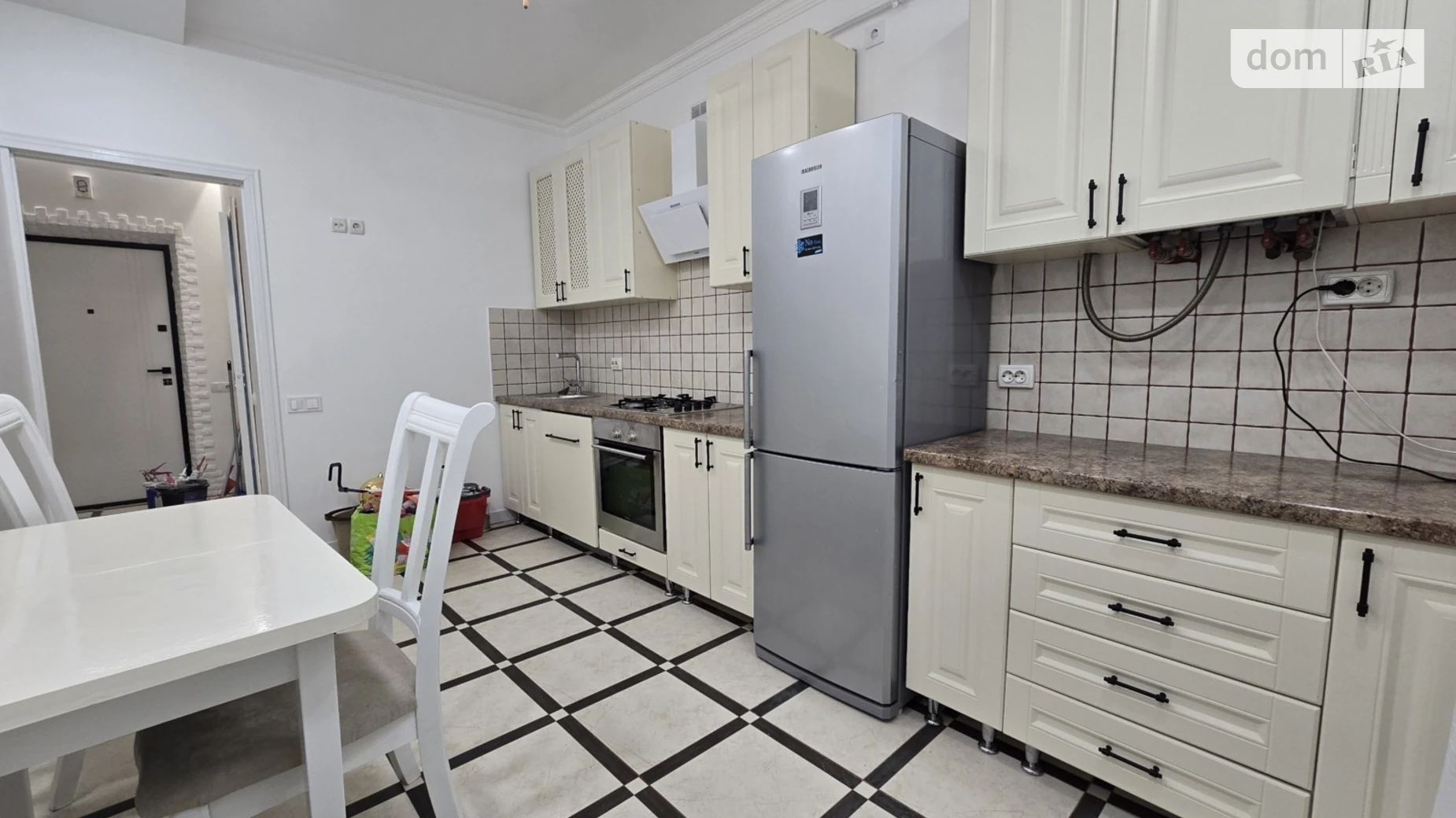 Сдается в аренду 1-комнатная квартира 43 кв. м в Черновцах, ул. Главная - фото 4