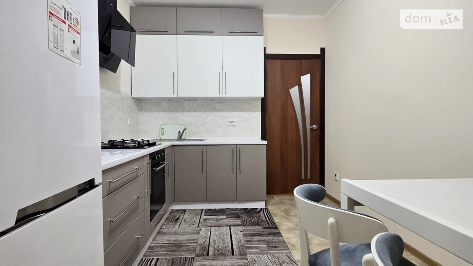 Сдается в аренду 1-комнатная квартира 43 кв. м в Черновцах, ул. Главная - фото 4