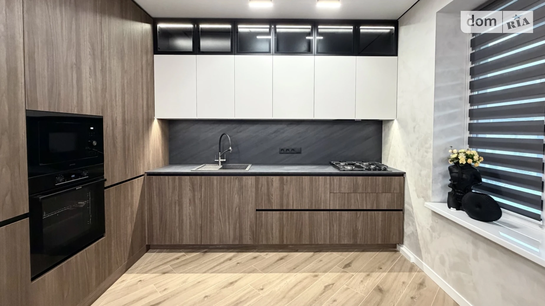 Продається будинок 2 поверховий 130 кв. м з гаражем, цена: 237000 $ - фото 2