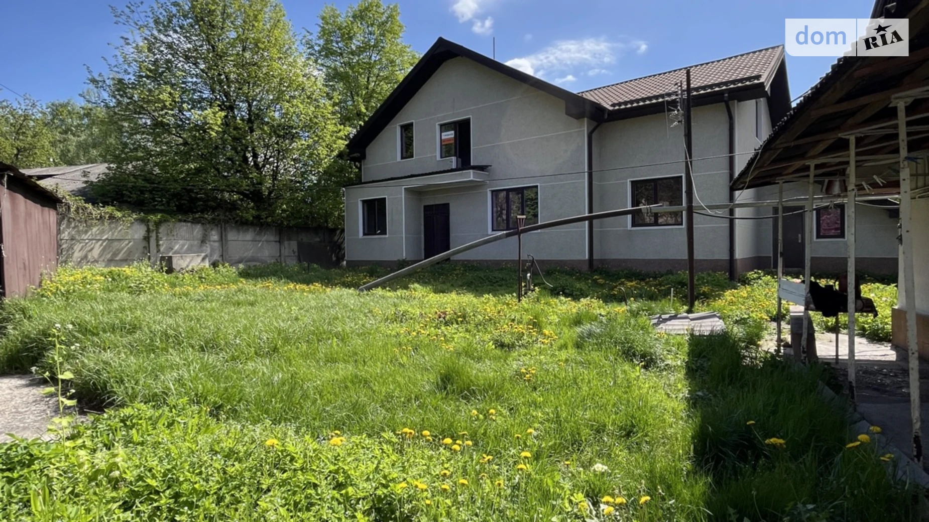 Продается дом на 2 этажа 211 кв. м с мансардой, цена: 150000 € - фото 2