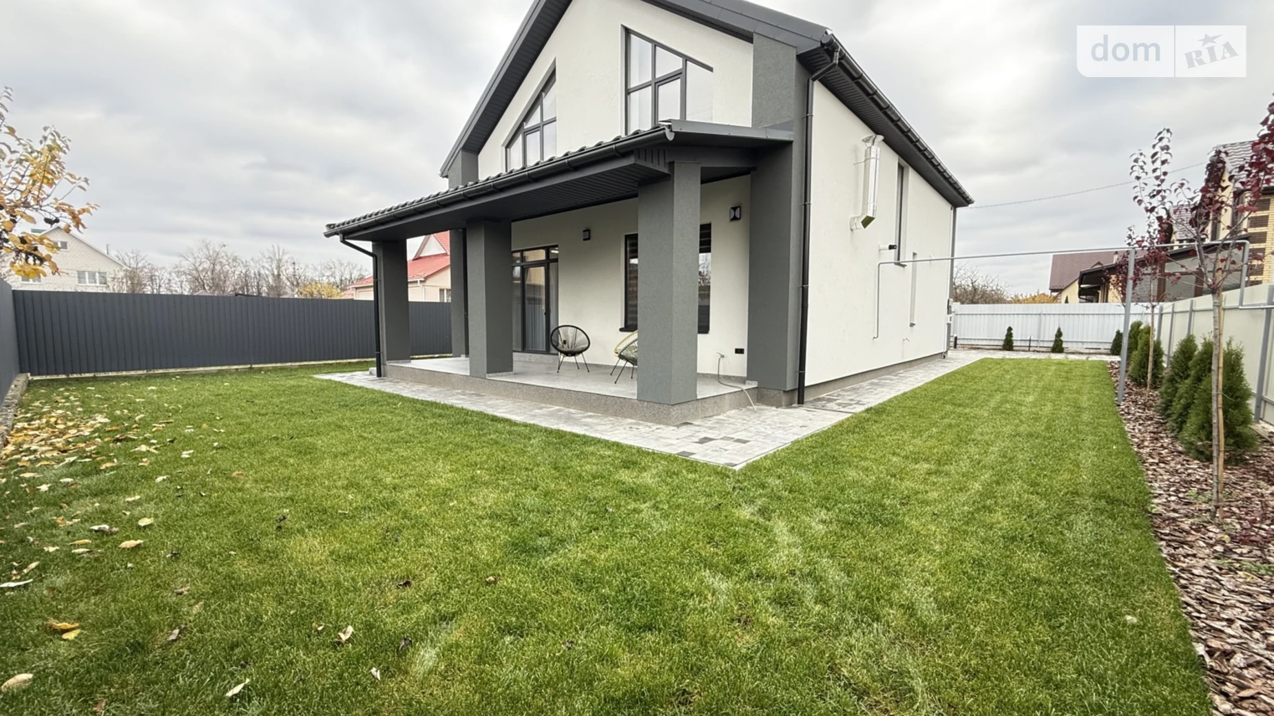 Продается дом на 2 этажа 130 кв. м с гаражом, цена: 237000 $ - фото 4