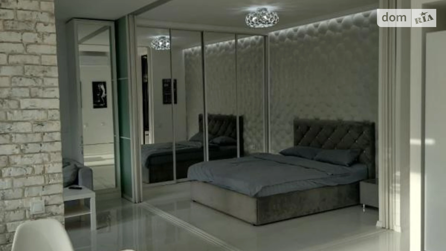 Продається 1-кімнатна квартира 47 кв. м у Одесі, ул. Валерія Самофалова - фото 2