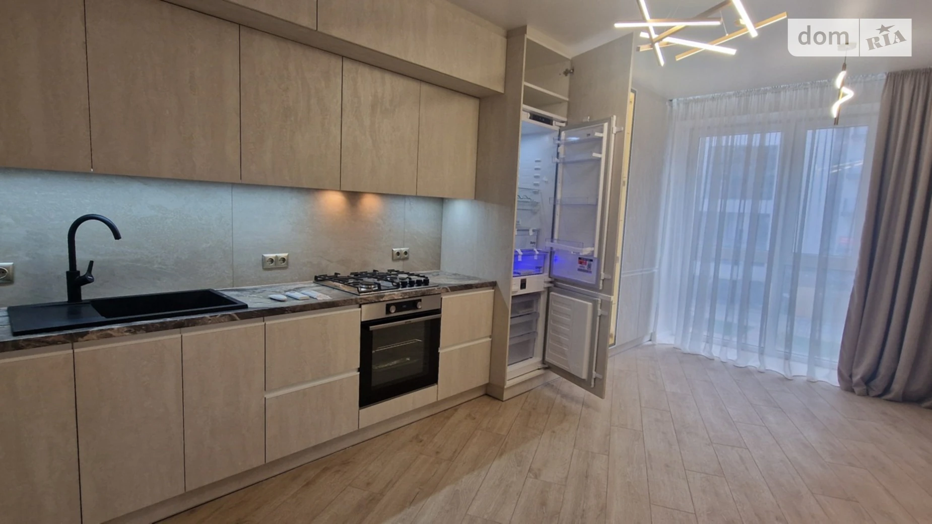 Продается 1-комнатная квартира 48 кв. м в Виннице, ул. Праведников мира(Максимовича) - фото 4