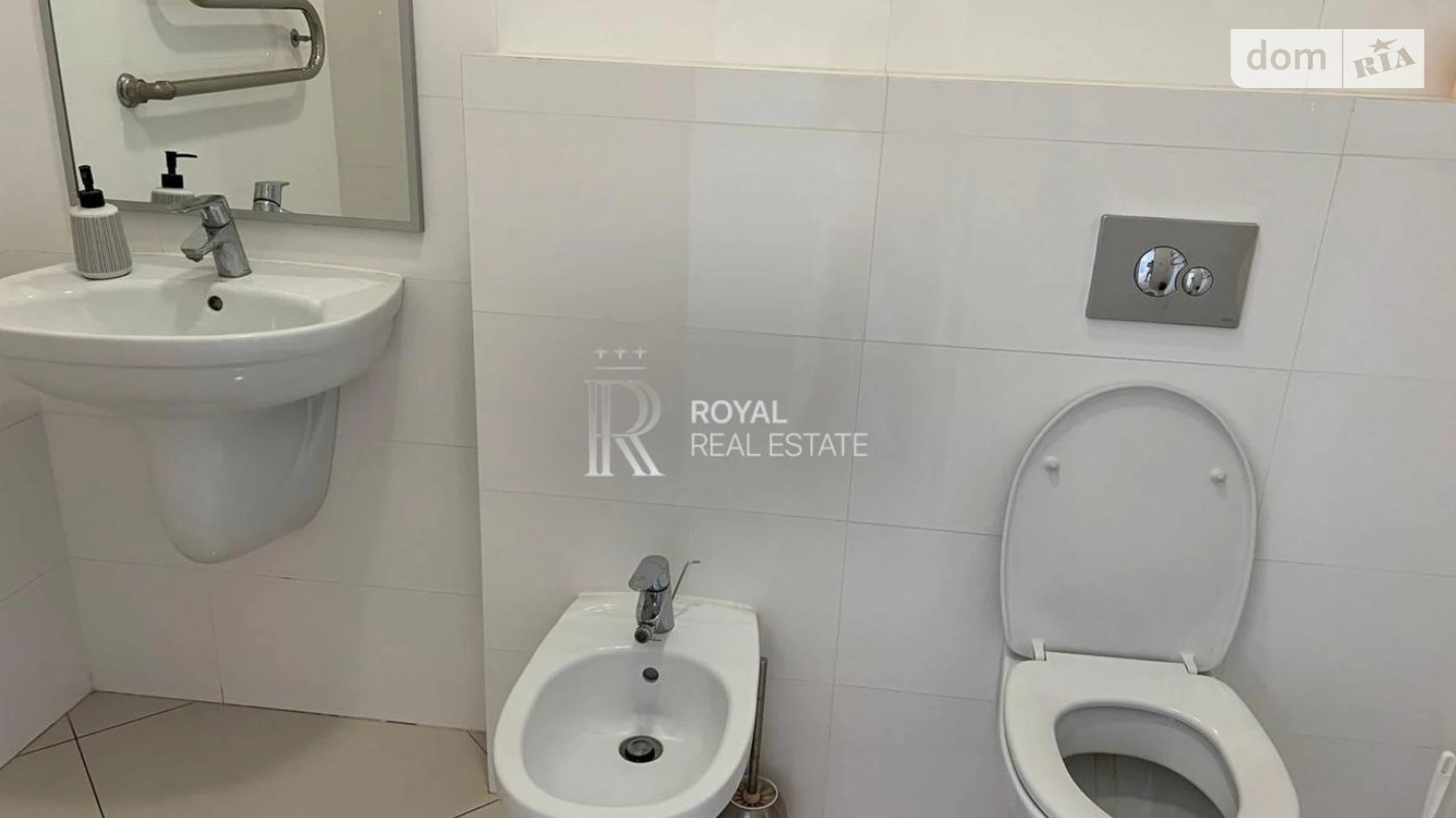 Сдается в аренду офис 150.7 кв. м в бизнес-центре, цена: 1100 $ - фото 4