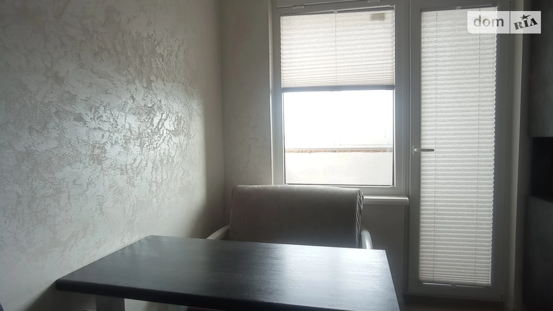 1-комнатная квартира 46 кв. м в Тернополе, ул. Троллейбусная - фото 3